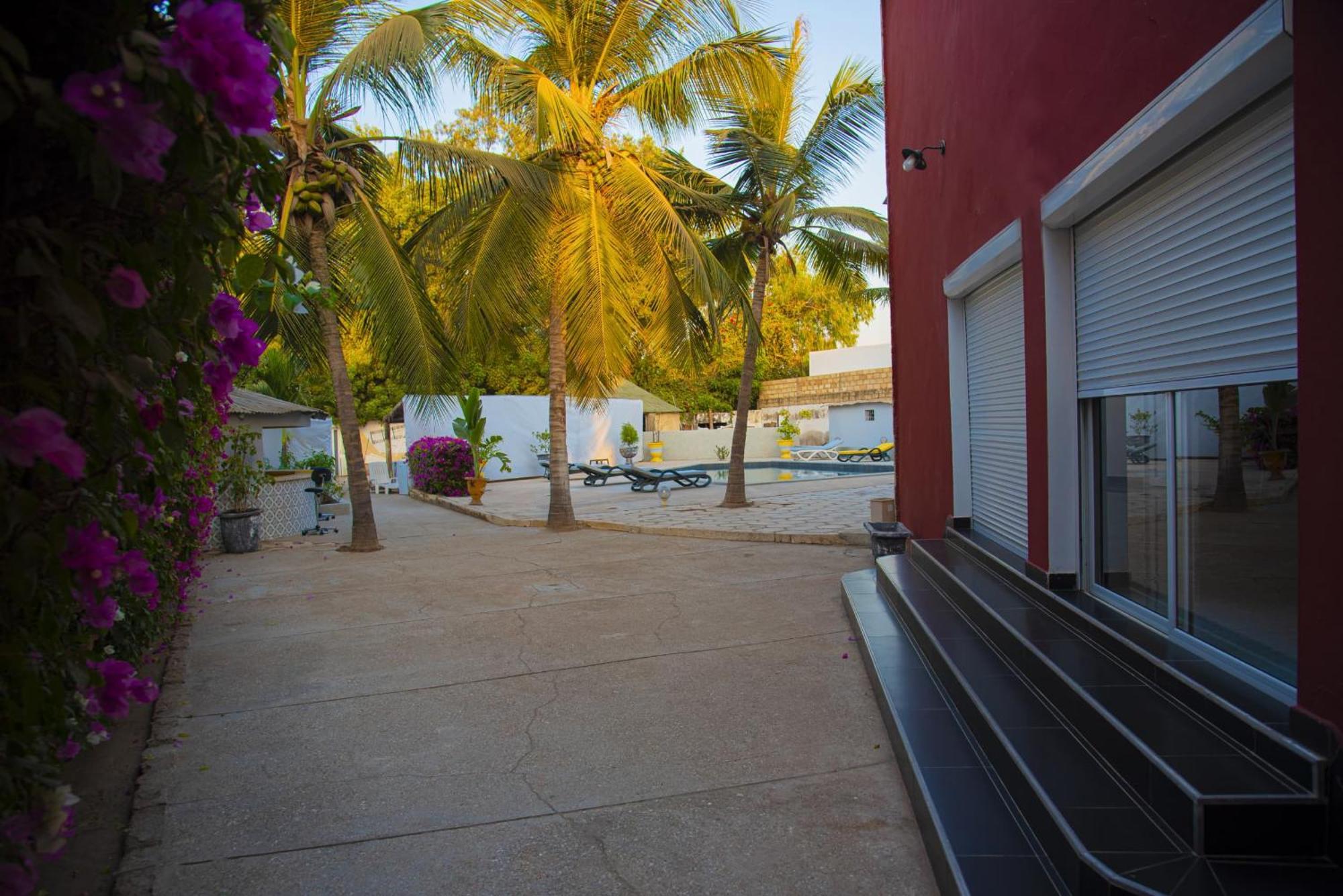 Chambres D'Hotes Villa Luciana Saly Room photo
